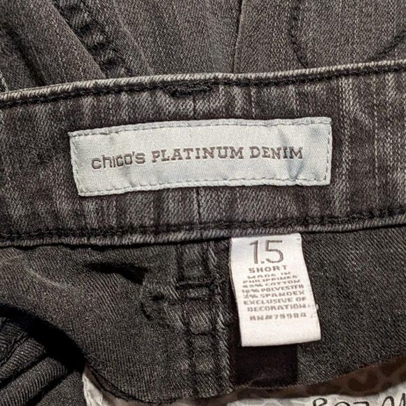 CHICO'S PLATINUM ULTIMATE FIT SLIM LEG DENIM JEANS - BLACK - SIZE 1.5 SHORT - Picture 3 of 8